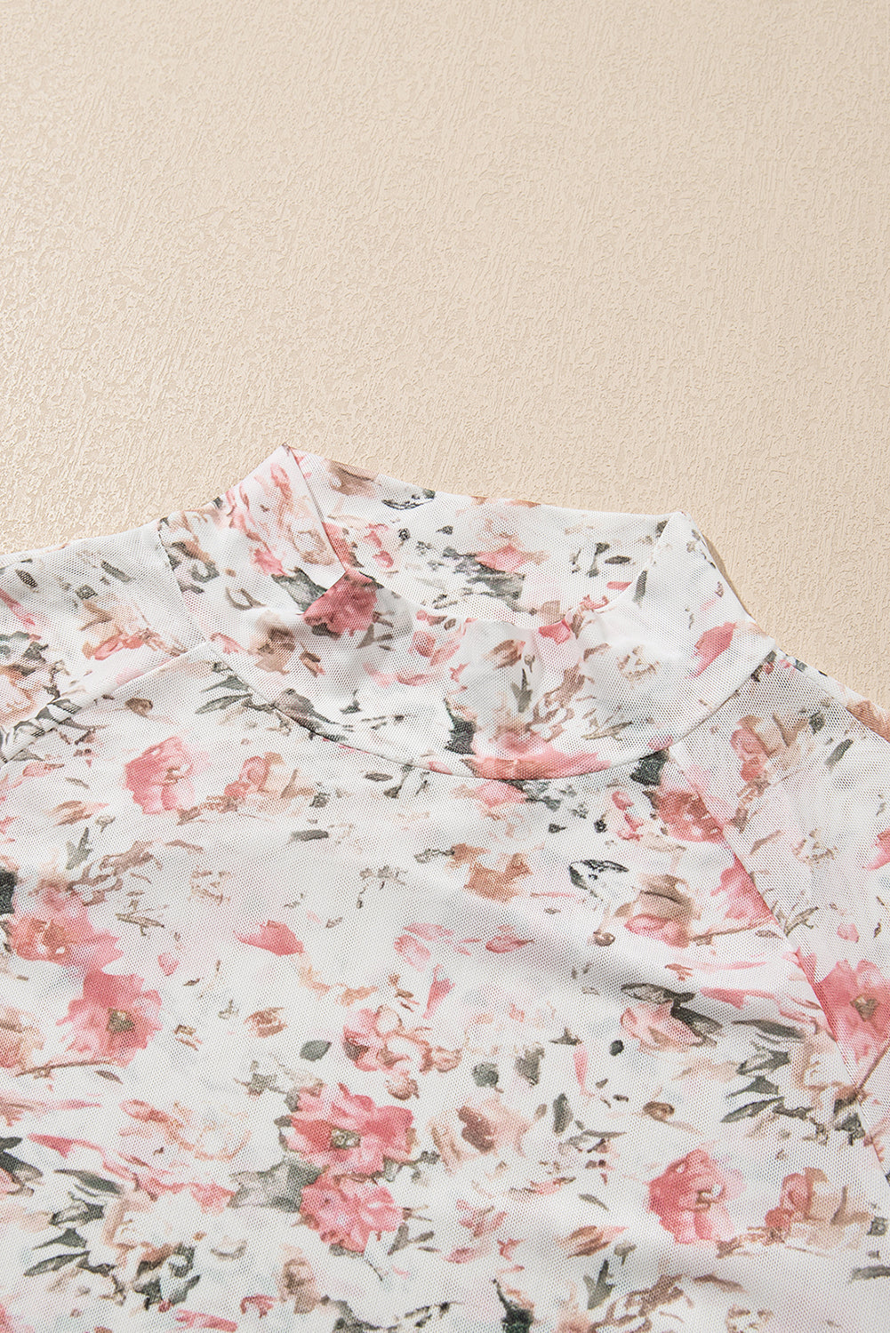 Stilla | Bluse af mønstret net