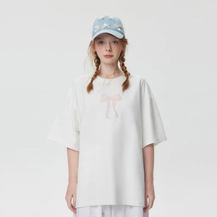 Stilla | Sløjfebroderet Oversized T-shirt