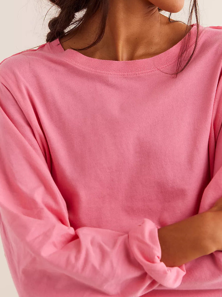Stilla | Kortærmet T-shirt med Lange Ærmer og Rund Halsudskæring