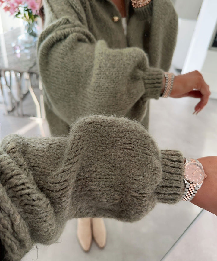 Stilla | Cozy, Oversized Cardigan I Blødt Khaki