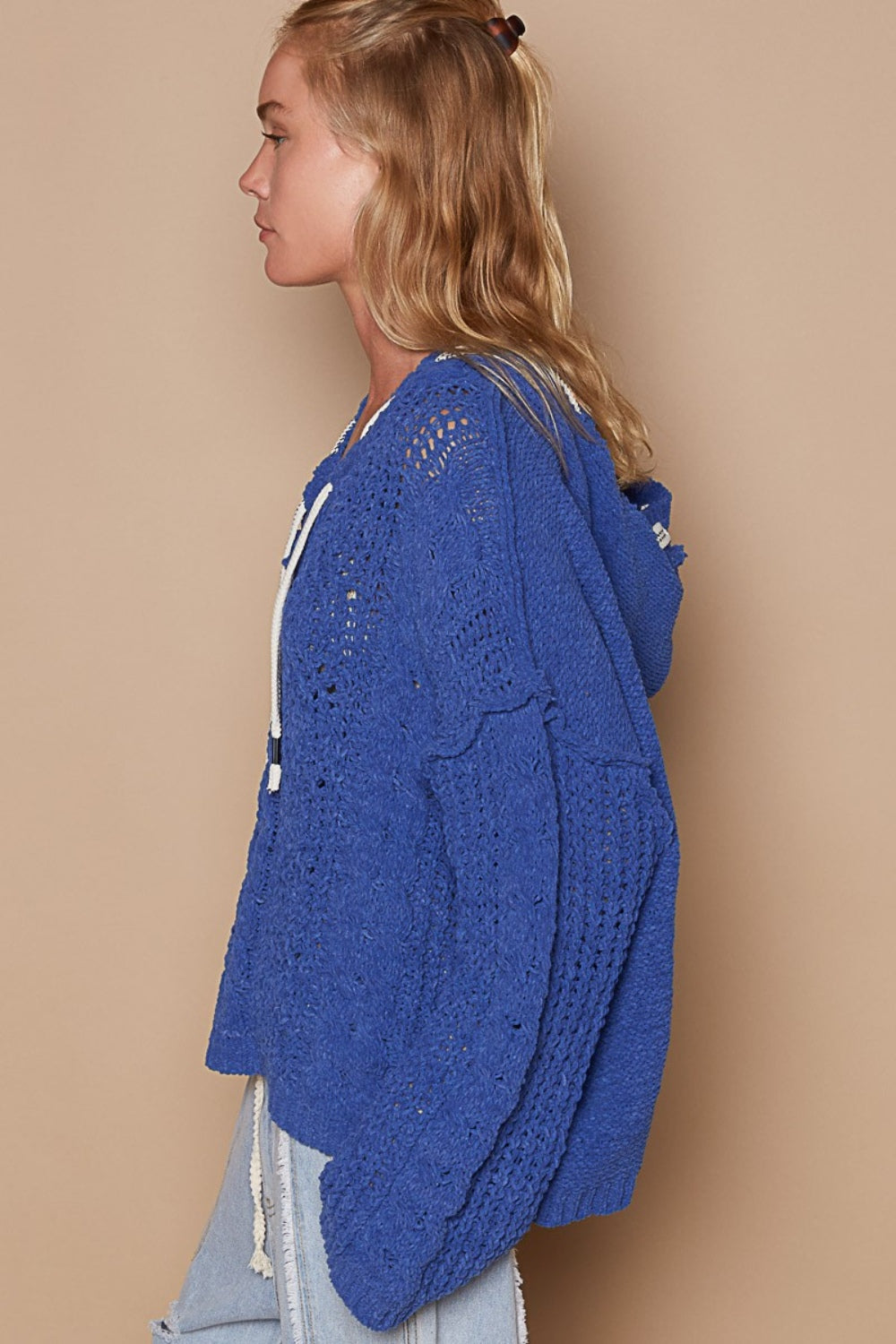 Stilla | Pullover Af Chenille Garn Med Hætte