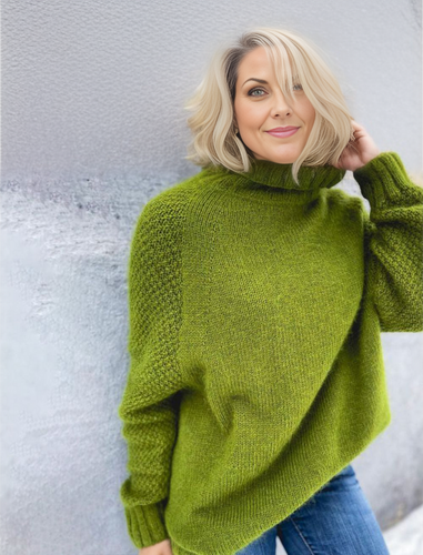 Stilla | Plus size rullekrave sweater i græsgrøn