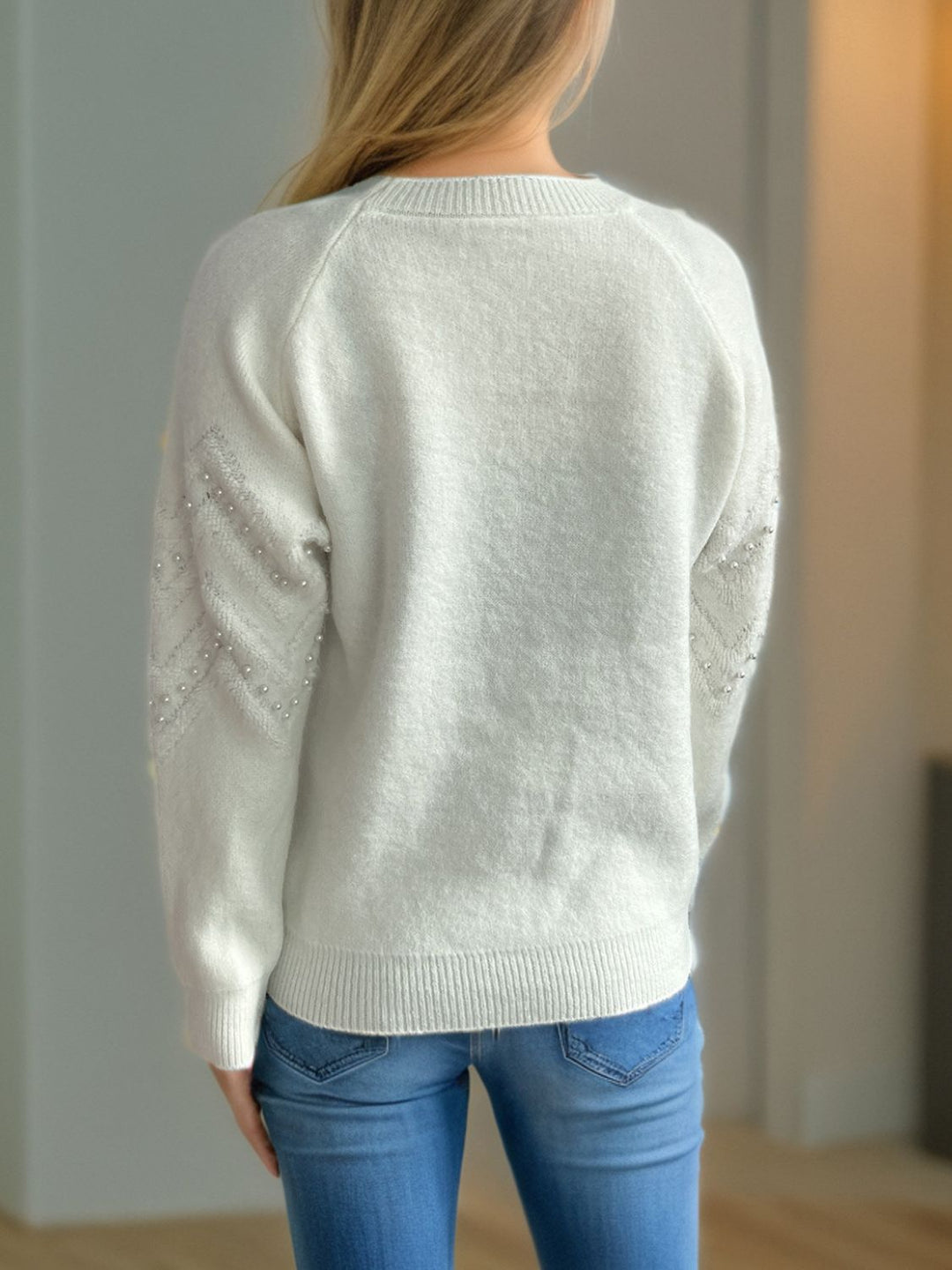 Stilla | Rund hals bluse med raglanærmer og perlekant