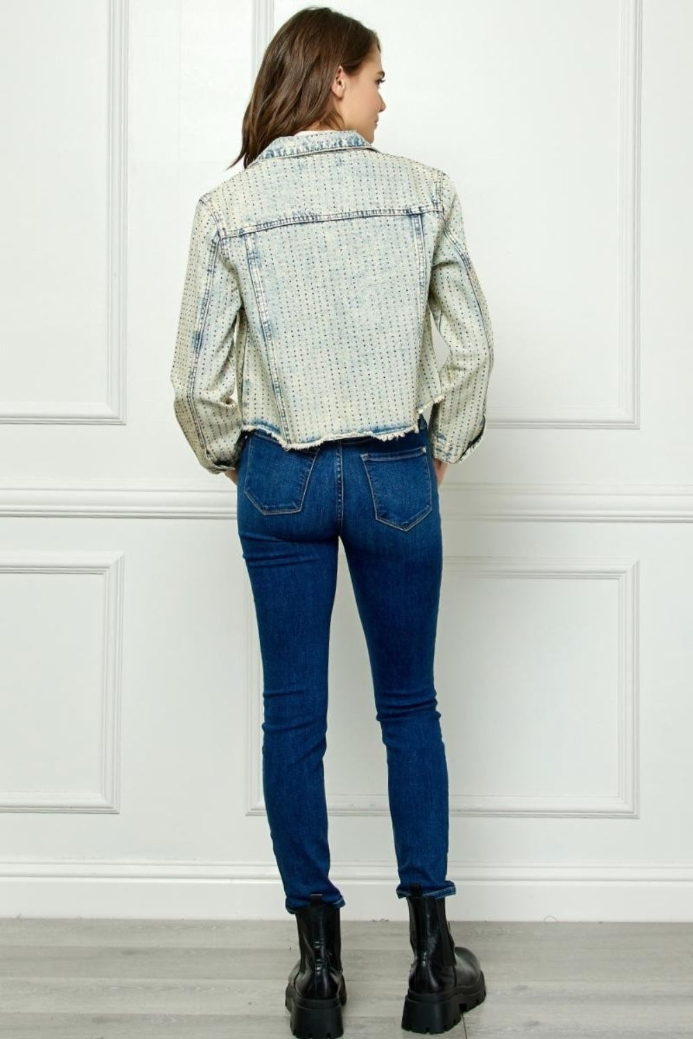Stilla | Multi Color Stripe Rhinestone Raw Hem Denim Jakke
