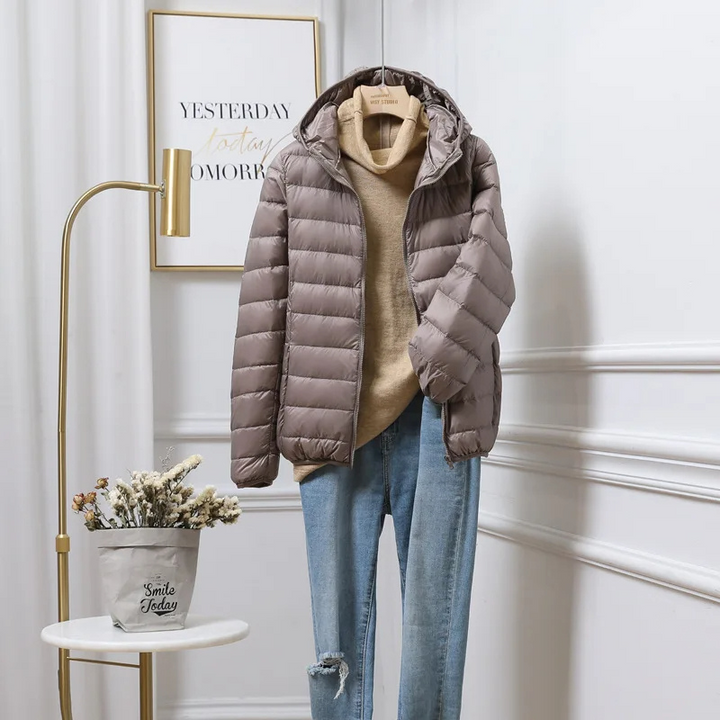 Stilla | Elegant og figurtilpasset tøj