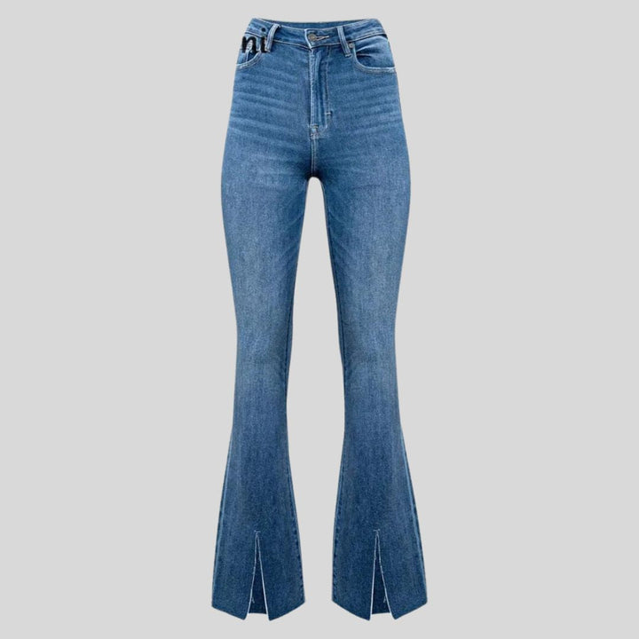 Stilla | Elegante Jeans Med Elegante Detaljer Ved Den Frynset Kant