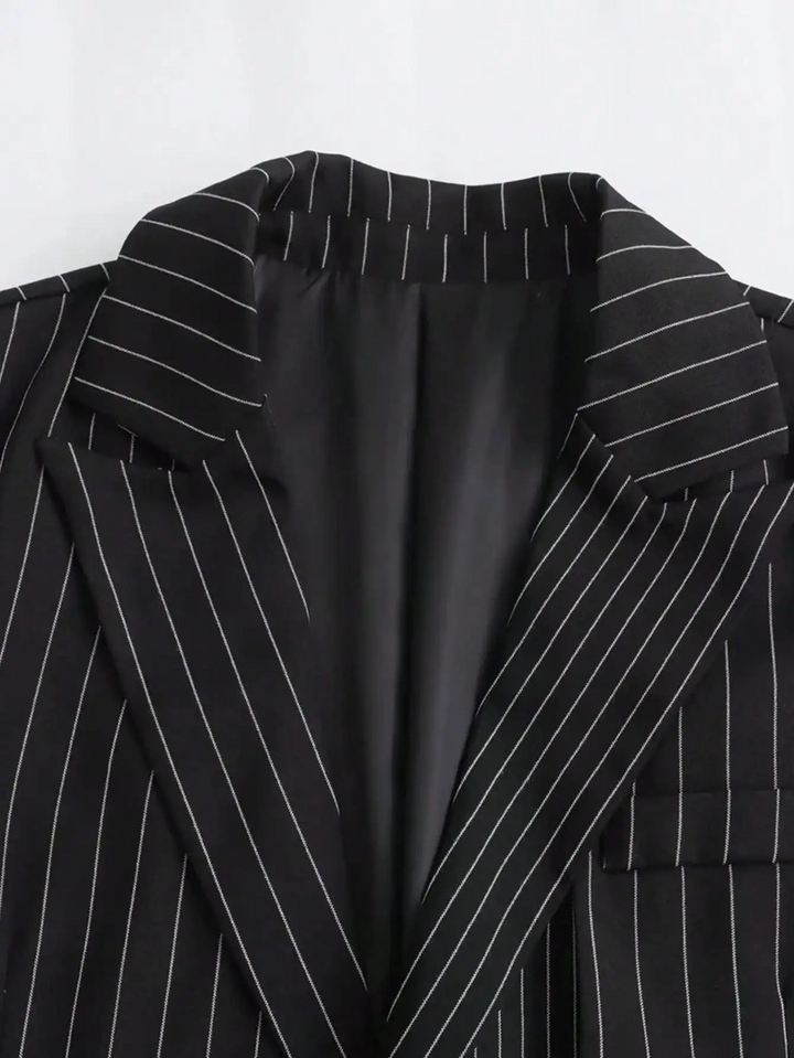 Stilla | Dame Blazer Stribet Med Knaplukning På Anklen