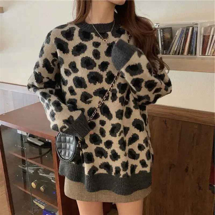 Stilla | Stilet sweater med leopardmønster
