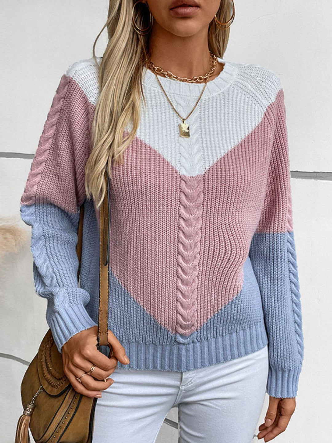Stilla | Rundhalset Pullover Med Farveblok og Lange Ærmer