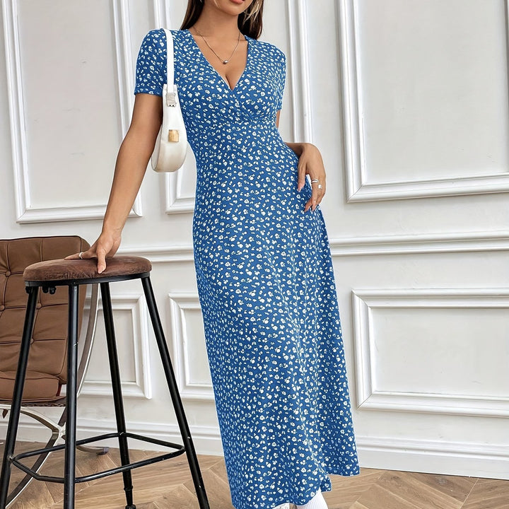 Stilla | Elegant Kjole Med Blomstermønster V-Hals Polyester Og Elastan Til Alle