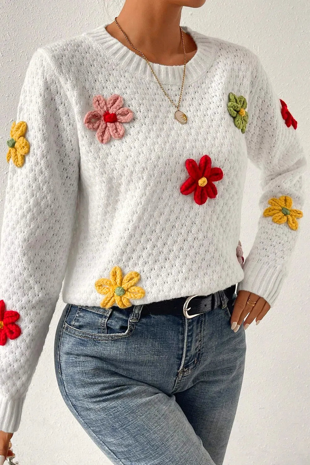 Stilla | Svejser Med Rund Hals Udsnit Af Hæklet Blomster Mønster