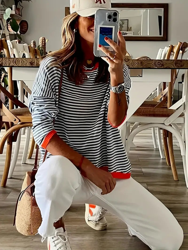 Stilla | Stilig sweater med oversized striber