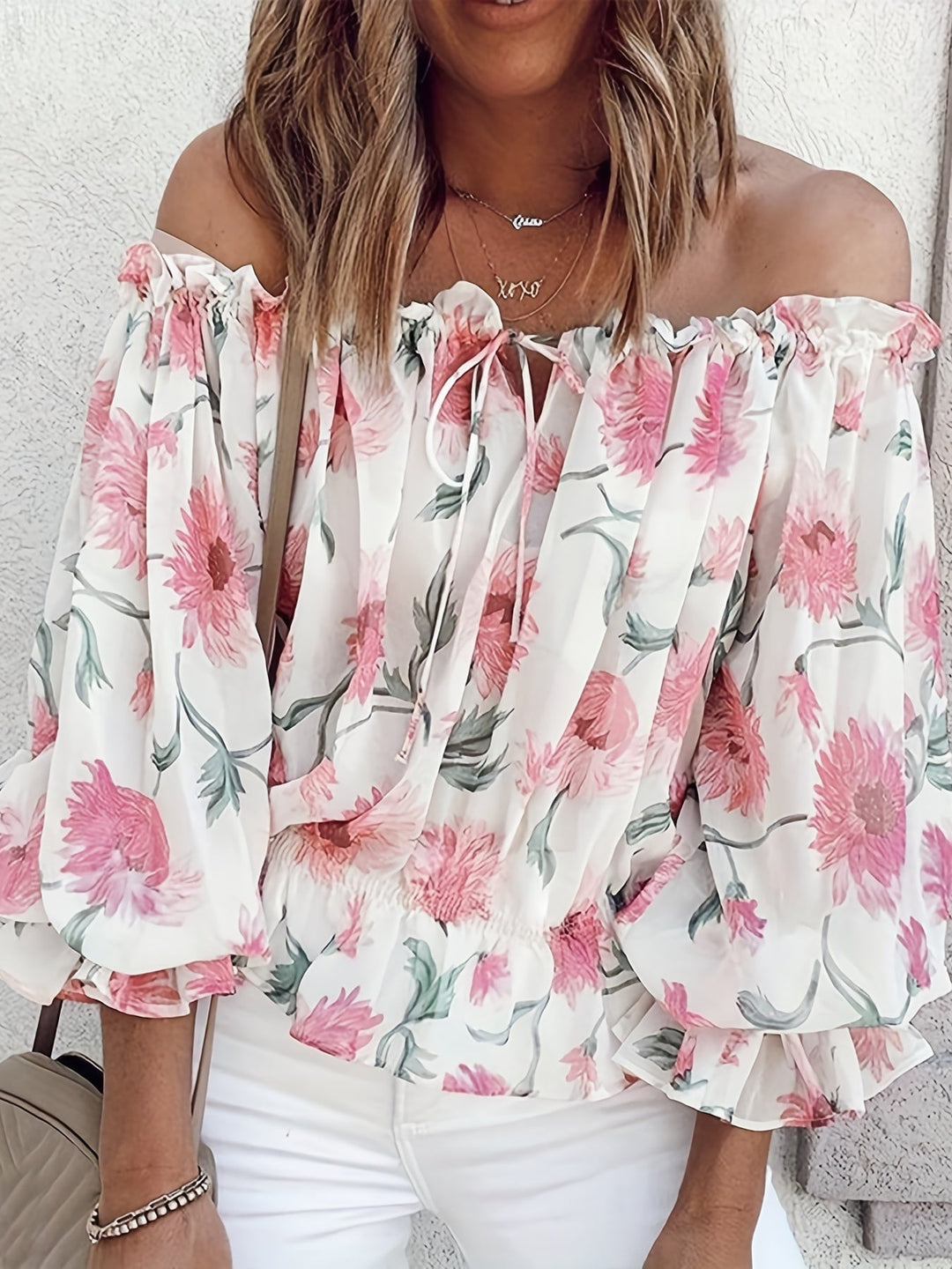 Stilla | Lettet Chiffon Bluse Der Afslører Skuldrene Ballonsleeves Blomstermønster