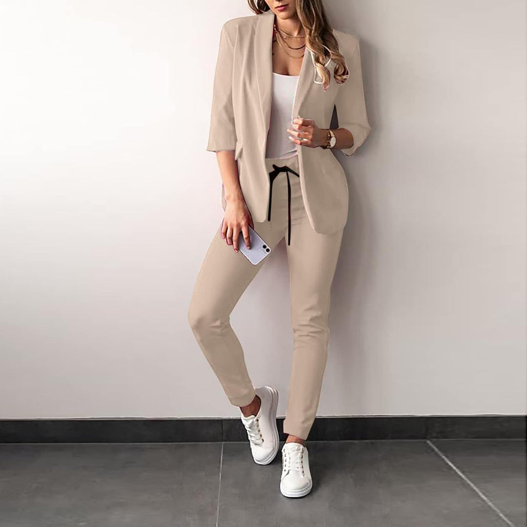 Stilla | 2-delt kvinders jakkesæt Stilfuld blazer og bukser til kvinder