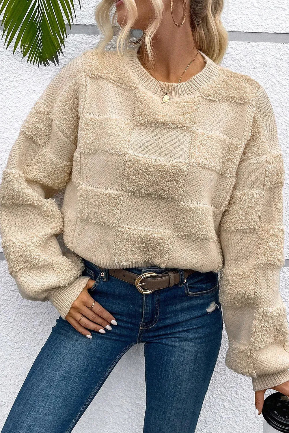 Stilla | Ternet sweater med rund halsudskæring og overskårne skuldre