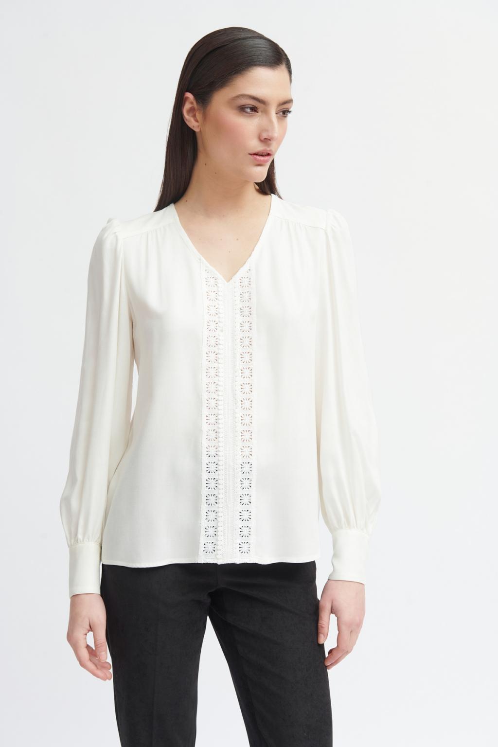 Stilla | Elegant Naturlig Bluse