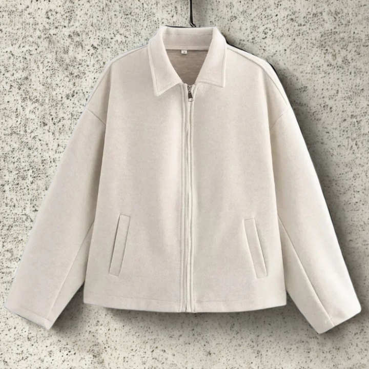 Stilla | Boxy Fit Kvinders Kort Jakke med Spids Krave og Front Lynlås