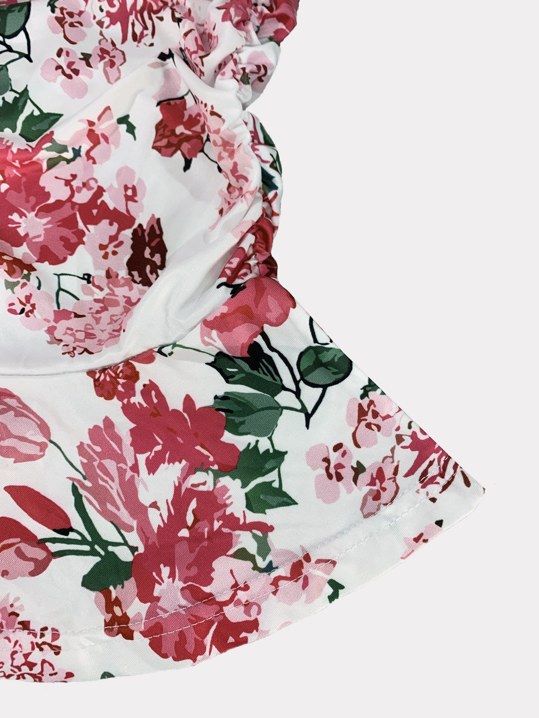 Stilla | Blomstret Kjole Med Ærmer, Bindes Foran Bodycon Uden Ryg