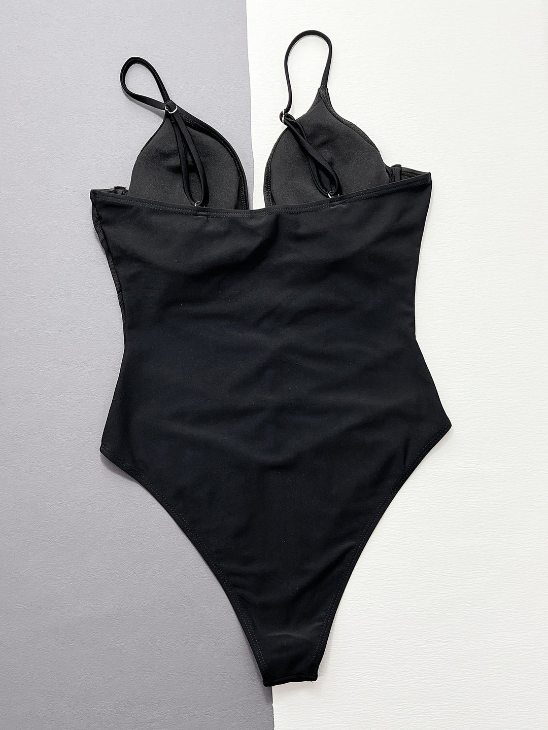 Stilla | Seksuelt Ensartet Badedragt V-Hals, Gennemsigtig Mesh, Høj Skæring