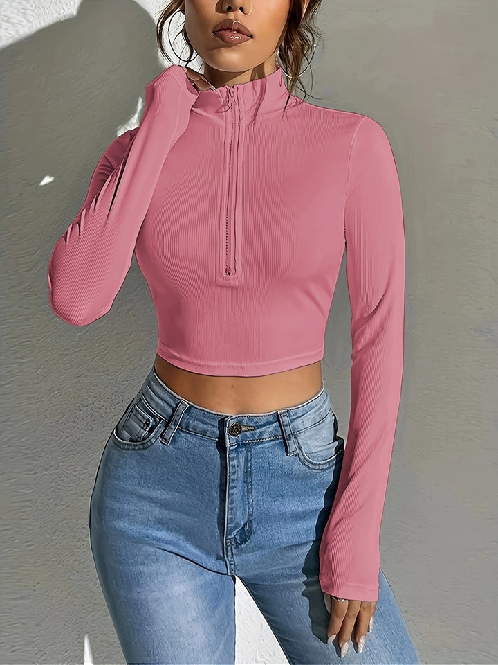 Stilla | Ribbet Cropped T-shirt Med Lynlås Foran