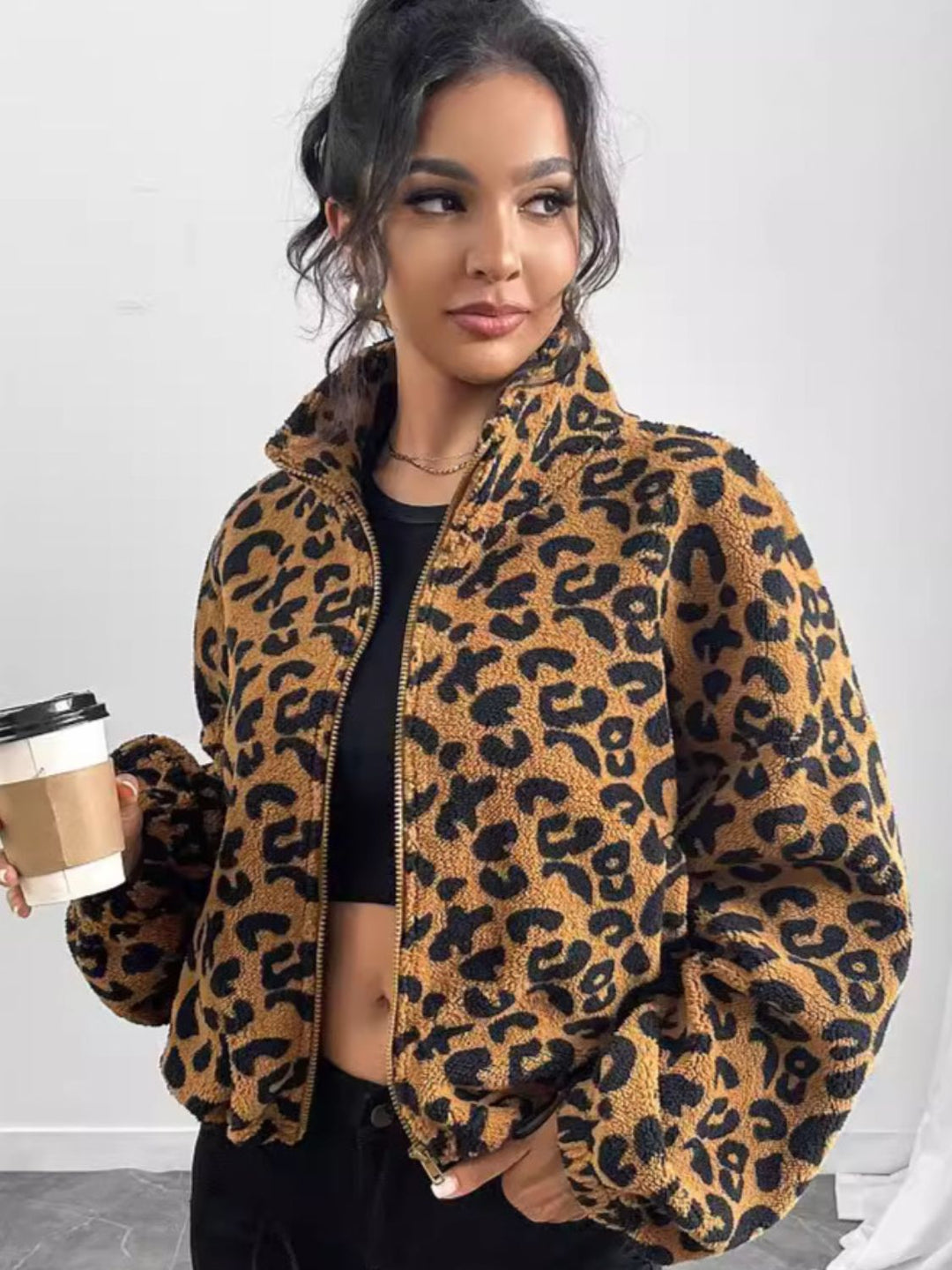 Stilla | Langærmet jakke med leopardmønster og lynlås