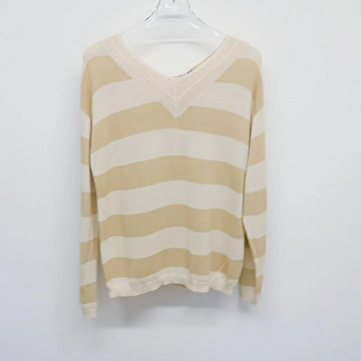Stilla | Damepullover I Trendy Stribet Design, Løs Pasform Model Med V-hals