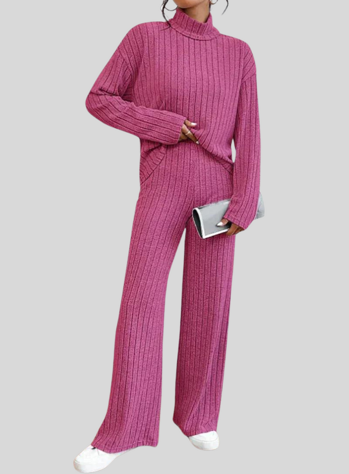 Stilla | Strikbukser og Sweater