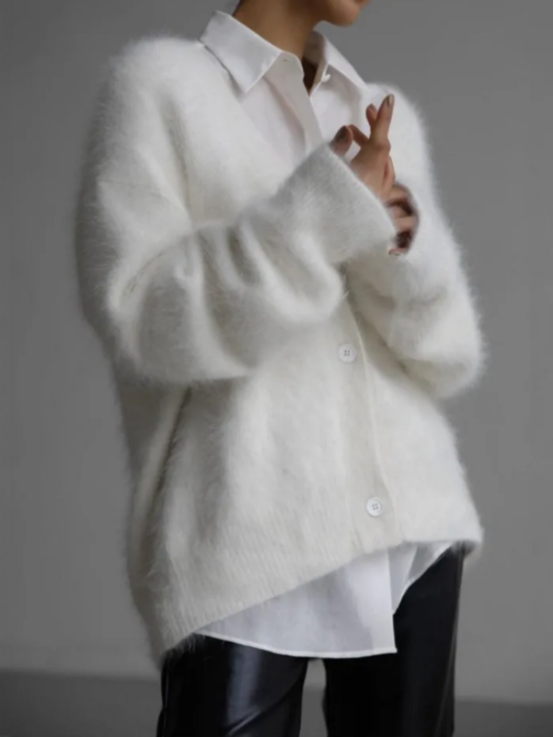 Stilla | Luksuriøs Cashmere-strikjakke Med Knapper