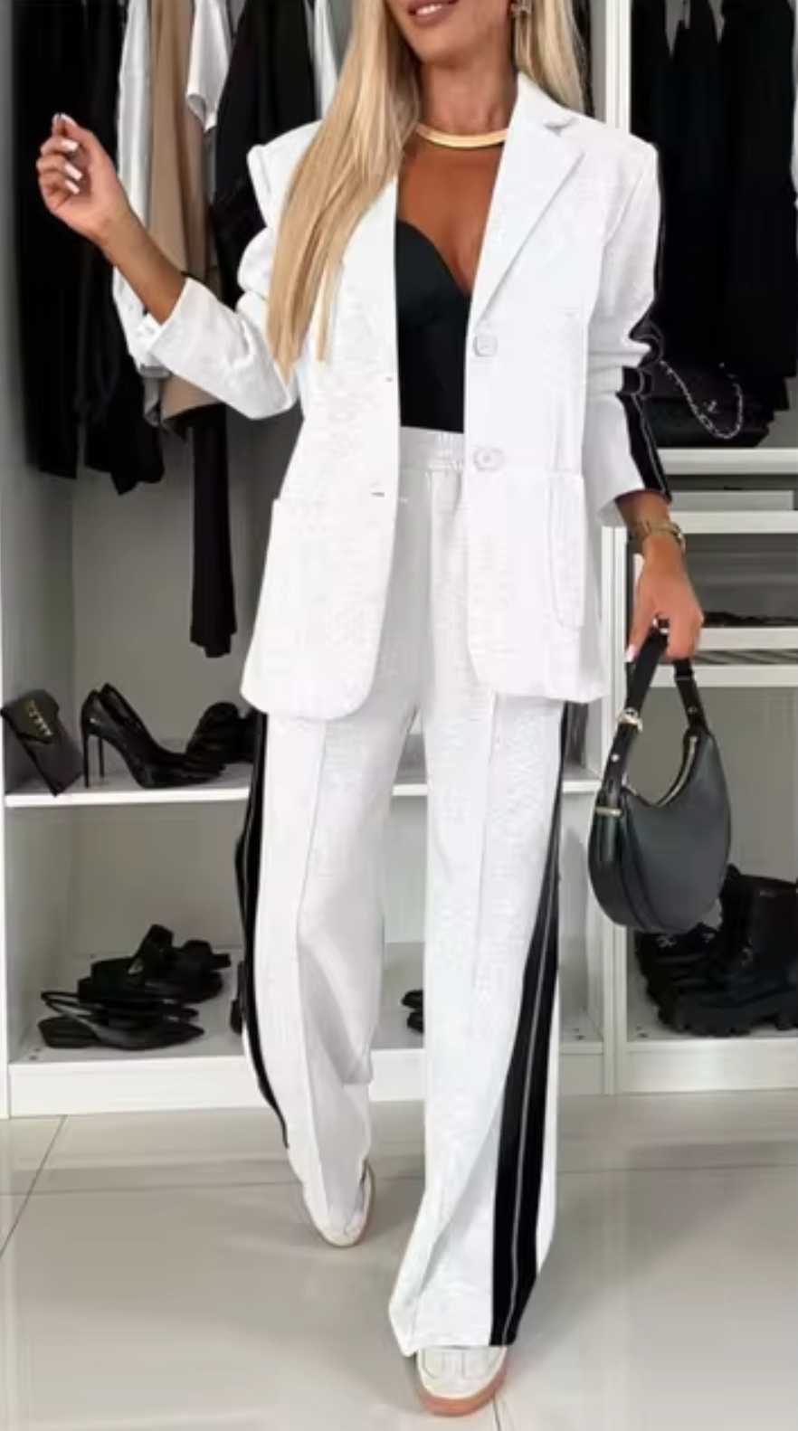 Stilla | Elegant sæt af blazer og bomuldsbukser