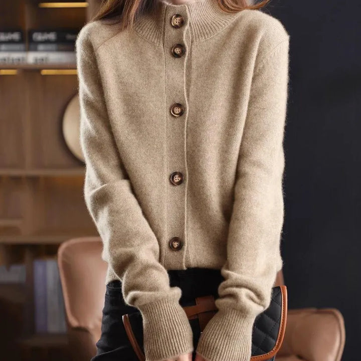 Stilla | Pullover med knapper i merinould