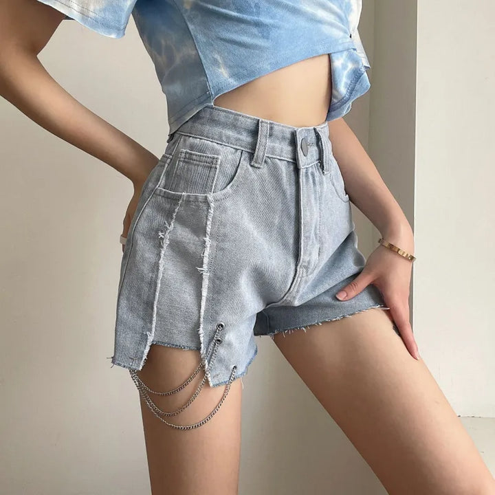 Stilla | Jeans-shorts med høj talje og kæde