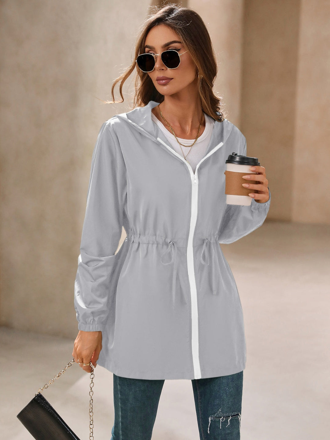 Stilla | Vandtæt Outdoor Softshell Med Lange Ærmer og Hætte