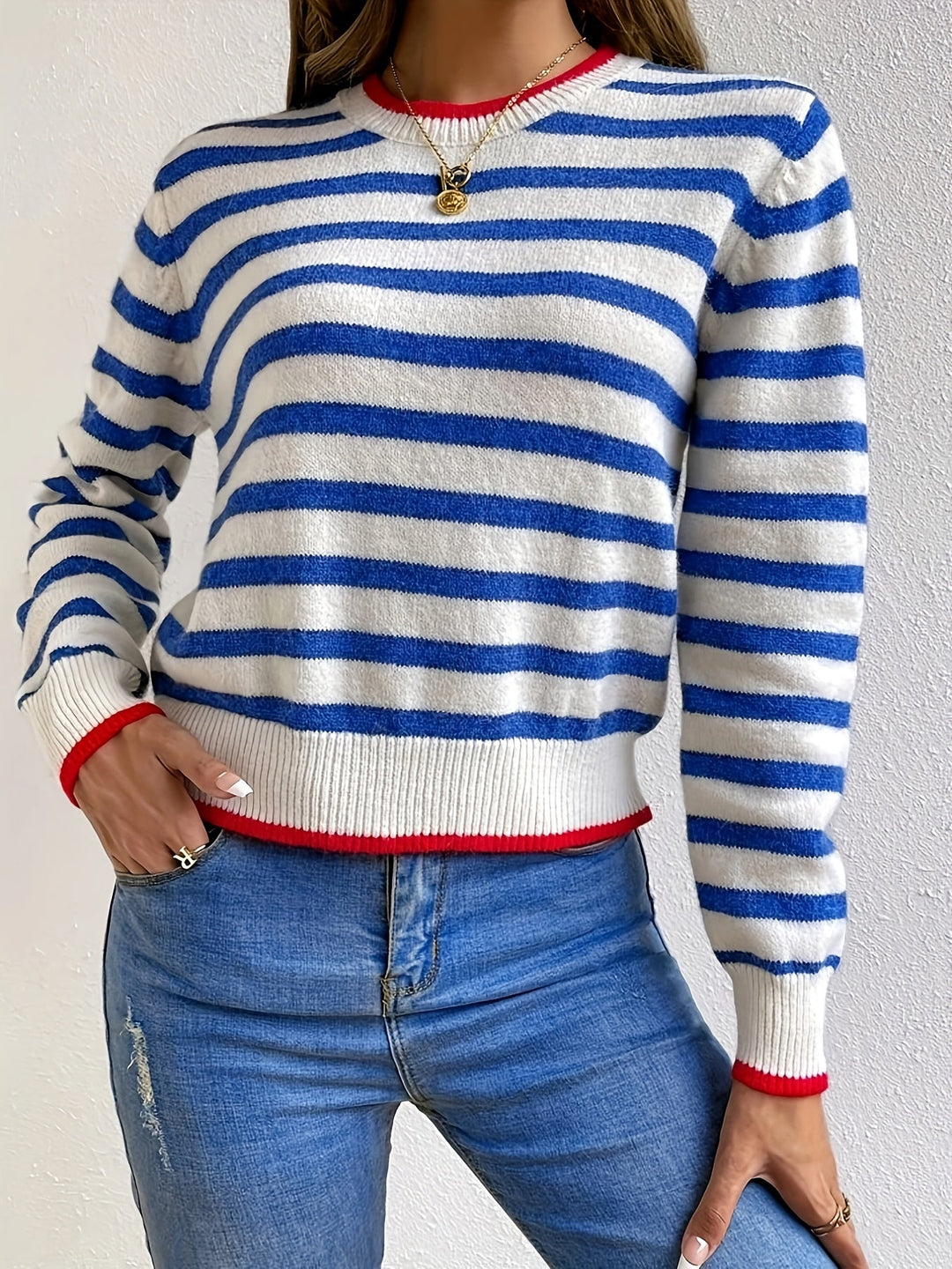 Stilla | Rundhals sweater med stribemønster