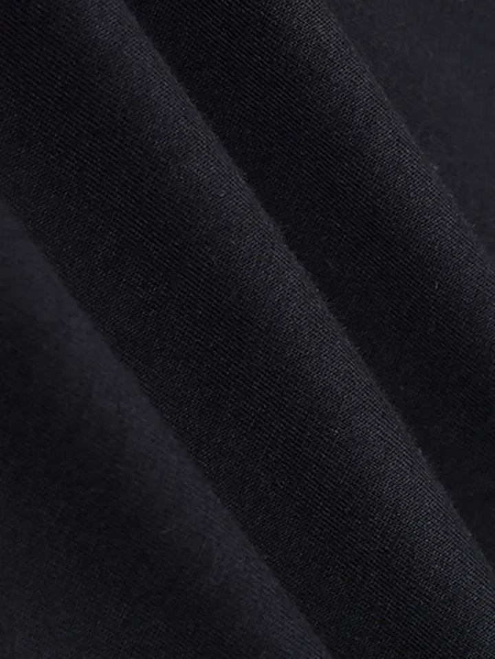 Stilla | Elegant bomulds T-shirt i sort
