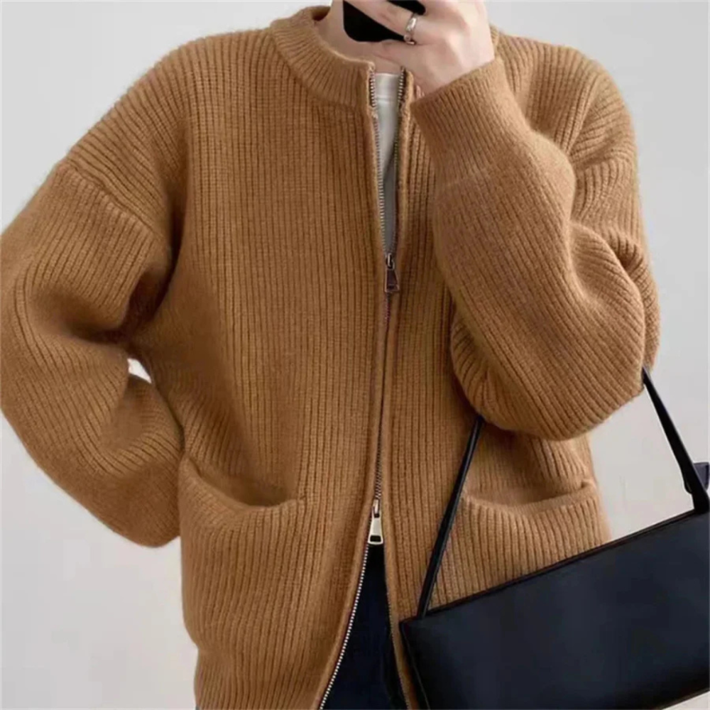 Stilla | Lynlås cardigan til damer i overdimensioneret komfort