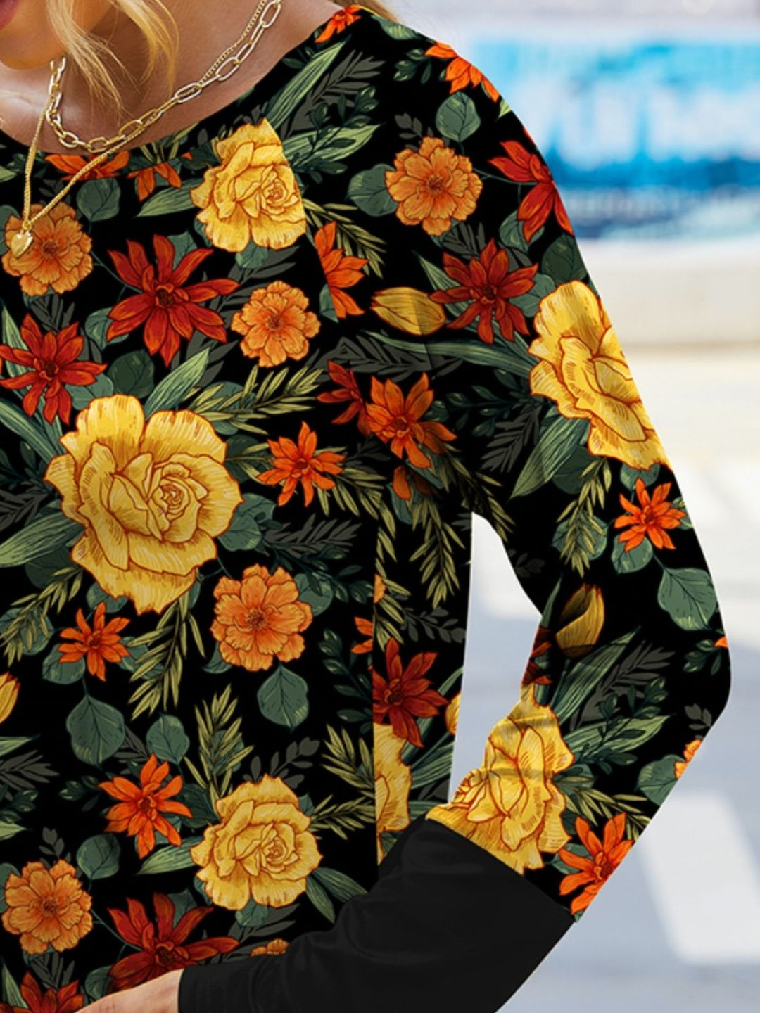 Stilla | T-shirt med Rund Udsnit og Lange Ærmer Trykt