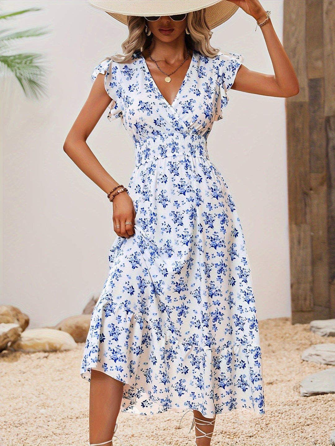 Stilla | Dame Maxi Kjole Blomster, Elegant, Omslagskjole, Med Flæser, Med Et Sommerligt Udseende