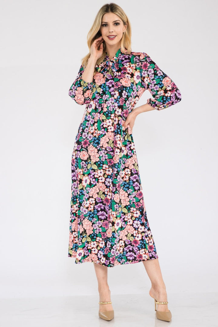 Stilla | Full Size Floral Midi Kjole Med Sløjfe Bundet