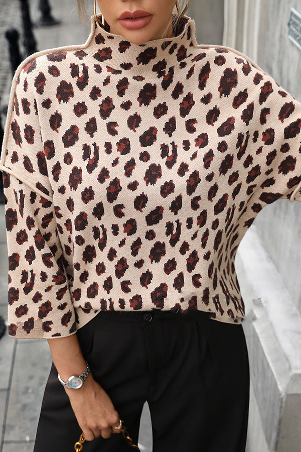 Stilla | Strikpullover med leopardmønster og løs rullekrave