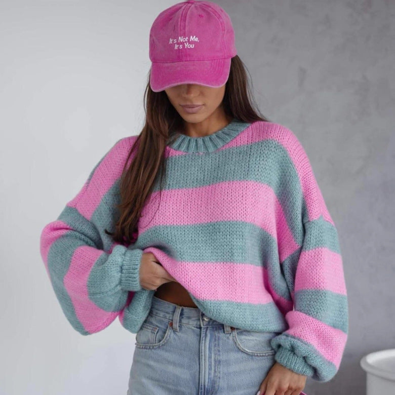 Stilla | Lys, Let Strikket Sweatshirt med Løse Ærmer