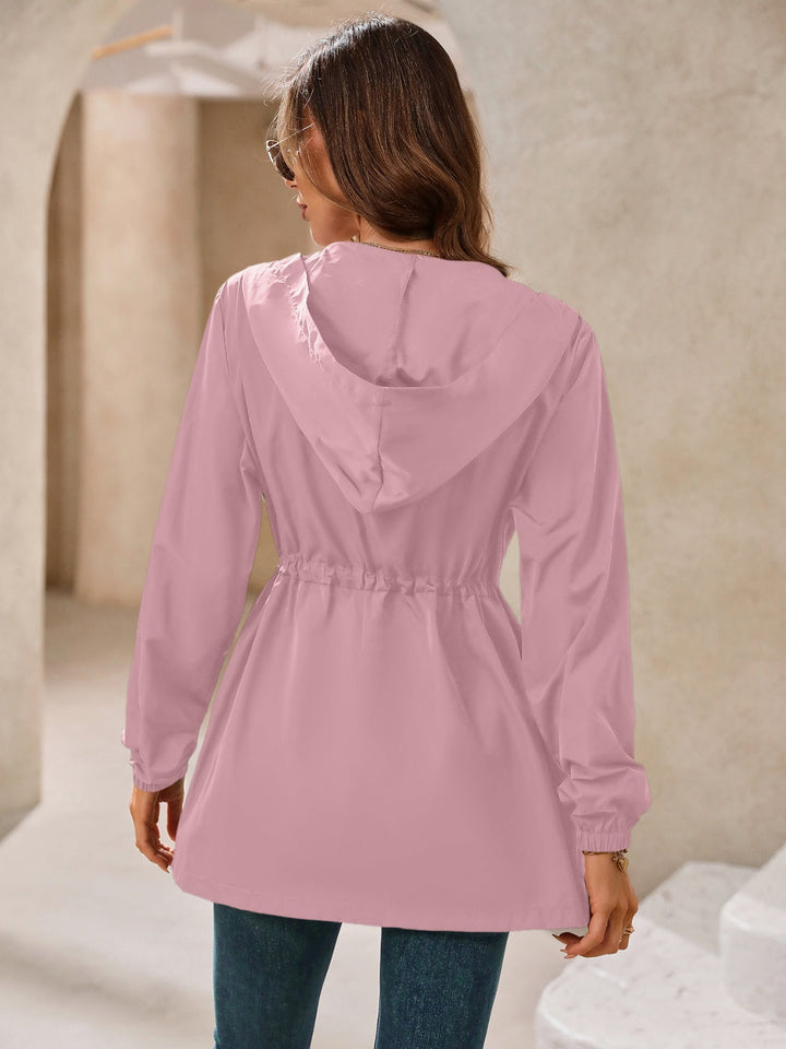 Stilla | Vandtæt Outdoor Softshell Med Lange Ærmer og Hætte