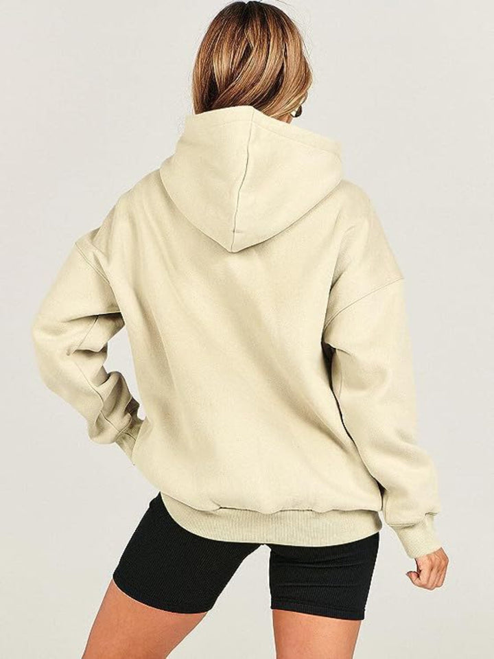 Stilla | Hoodie med lange ærmer og faldende skuldre