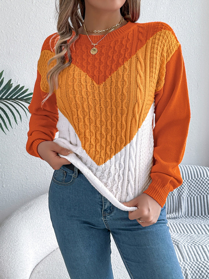 Stilla | Pullover med kontrasterende lange ærmer og rund hals