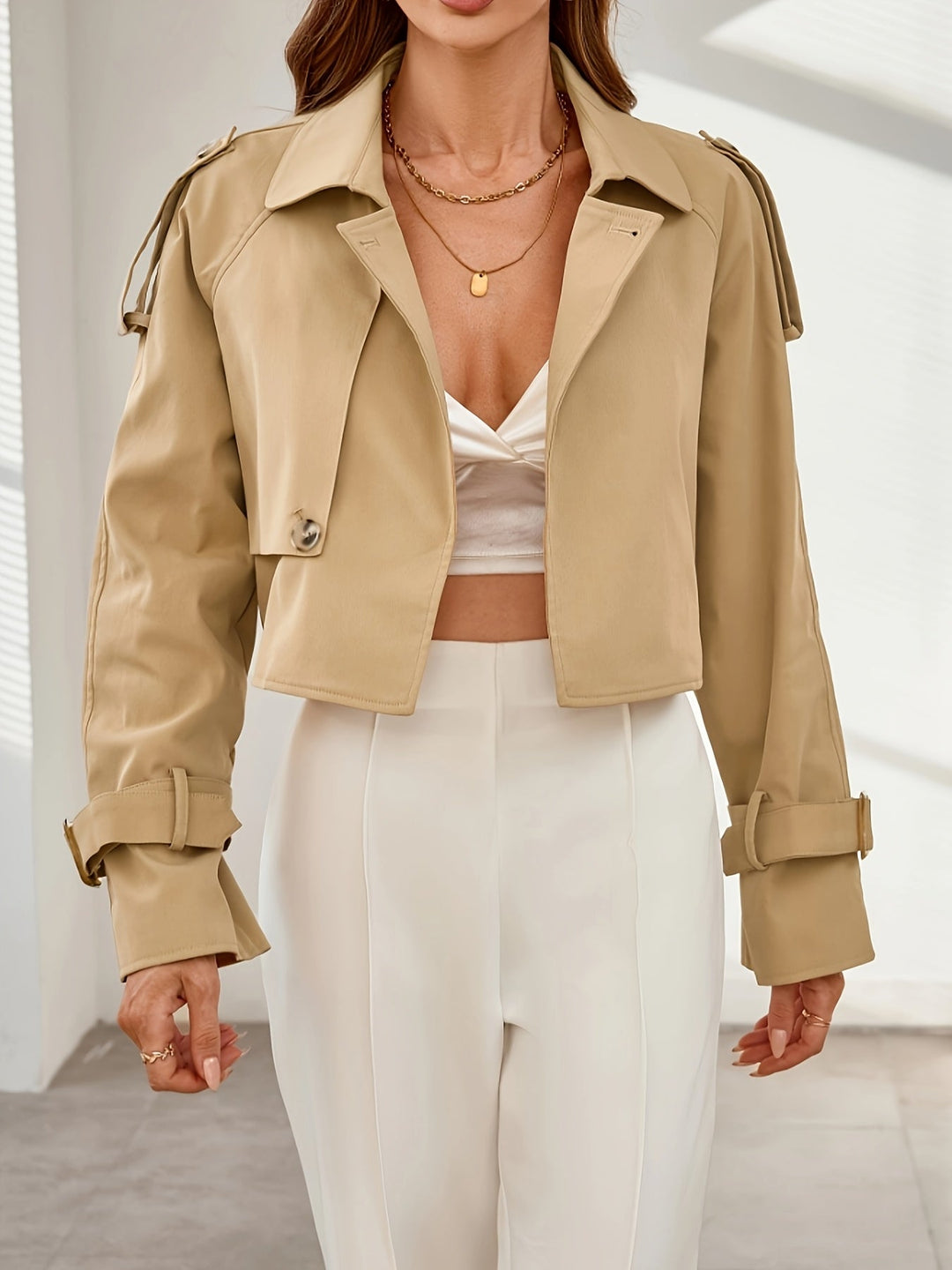 Stilla | Stilfuld Khaki Cropped Trenchcoat - Behagelig & Elegant
