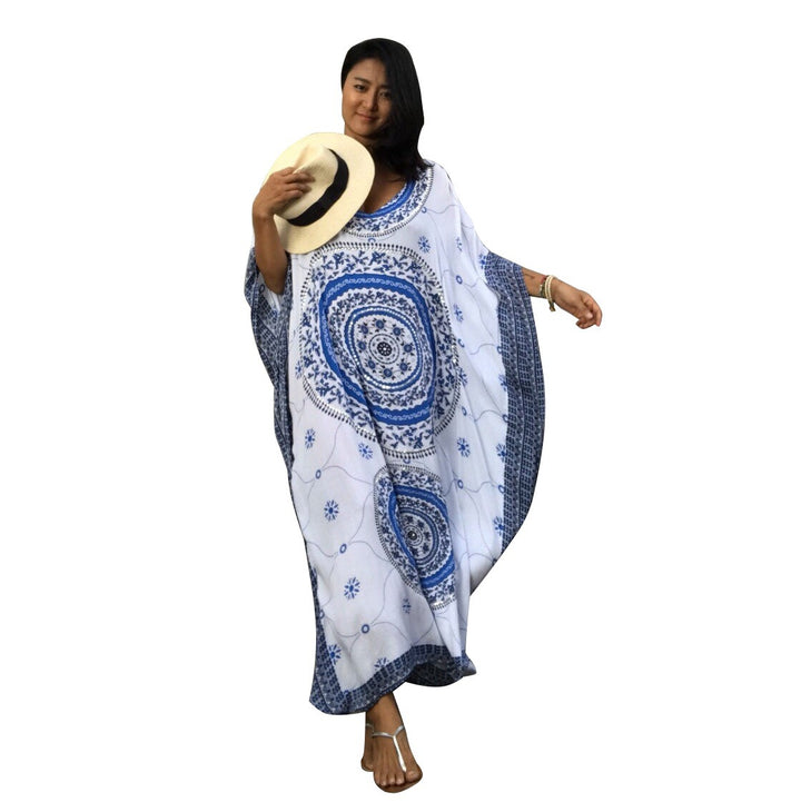 Dame Maxi-Kaftan med kunstnerisk mandala mønster og elegante accenter Stilla