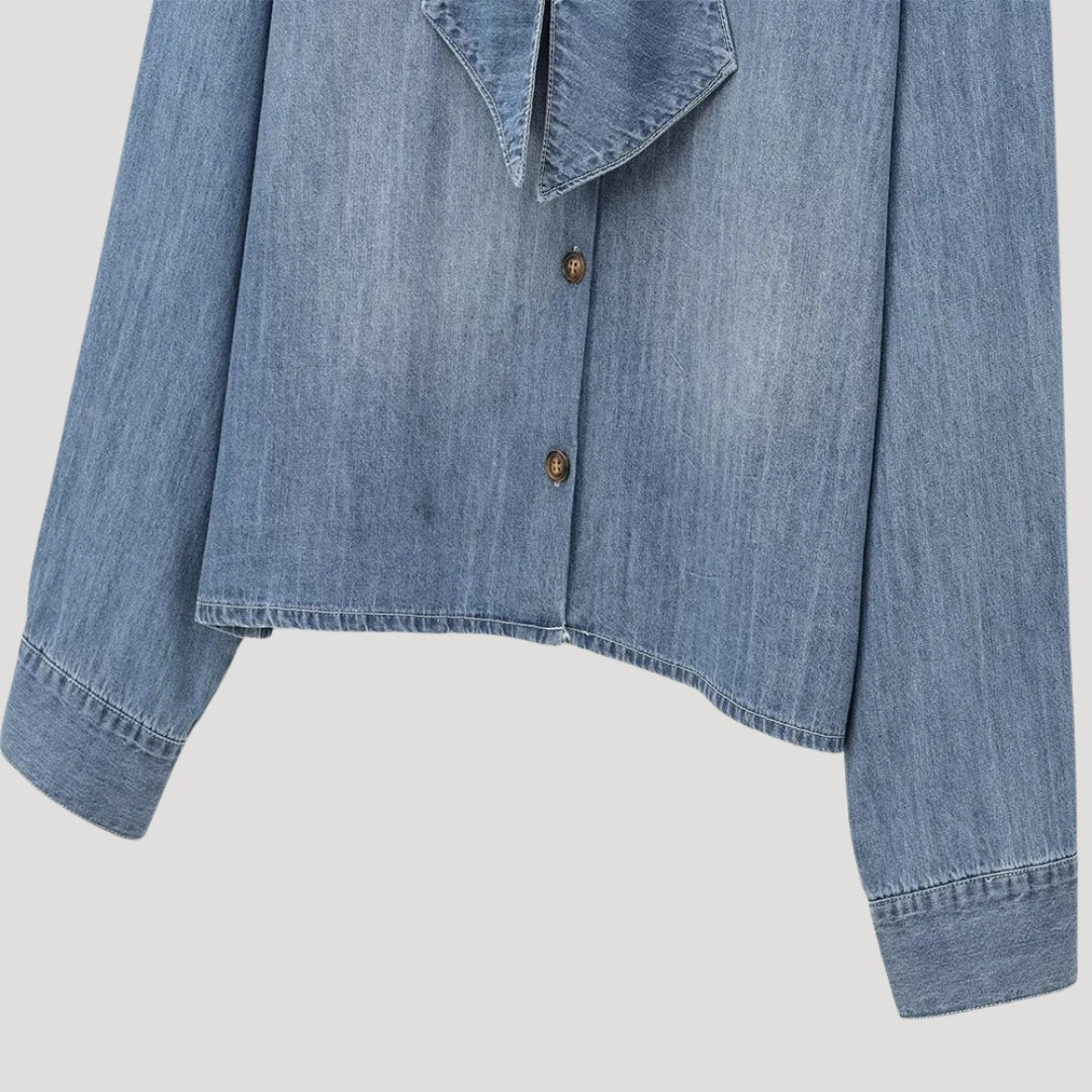 Stilla | Denim Butterfly Bluse Med Lange Ærmer