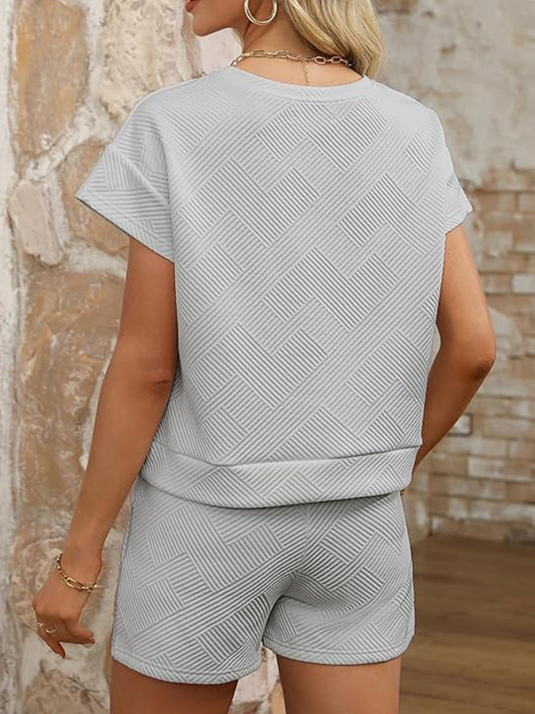 Stilla | Sæt Pullover Med Rundhalet Udsnit Og Shorts