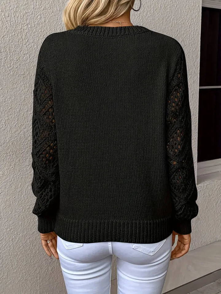 Stilla | Strikbluse med spidsdetaljer