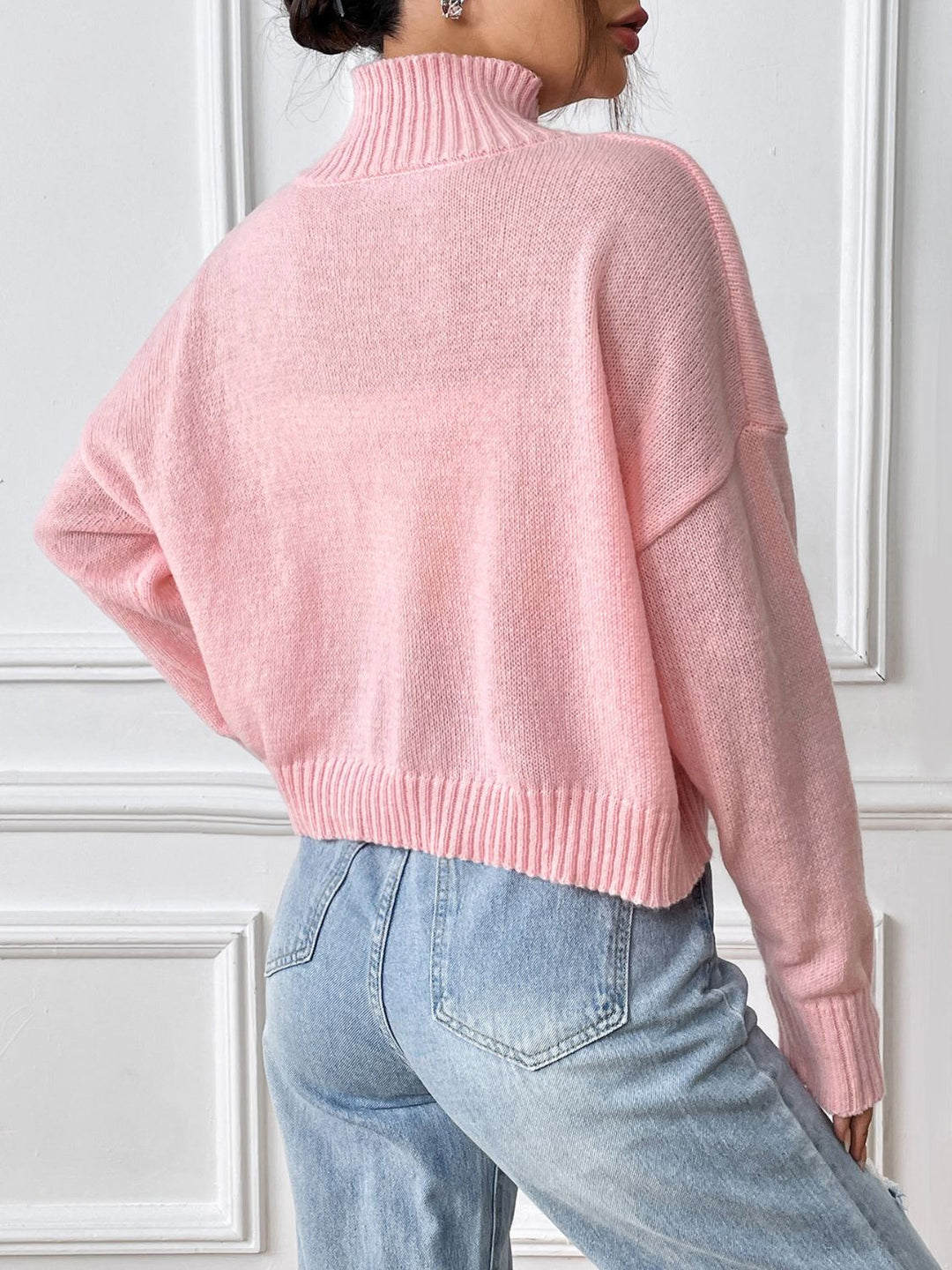 Stilla | Rullekrave sweater med sløjfe og lange ærmer