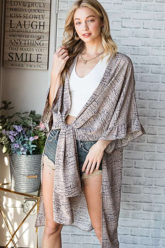 Stilla | Geo Print Mid Sleeve Kimono Plus